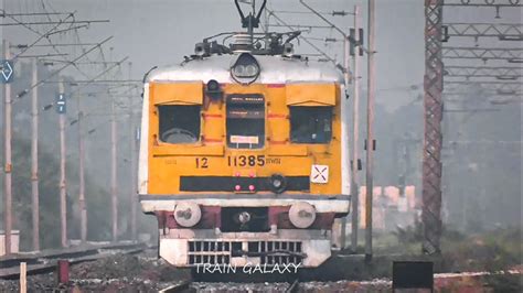 Bardhaman Howrah Chord Local Train Enters The Curve At High Speed