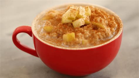 Apple Pie Microwave Oatmeal In A Mug Gemmas Bigger Bolder Baking