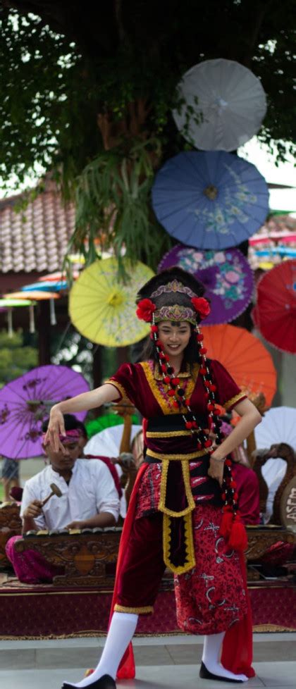 Hypeabis Tarian Tradisional Daerah Banyuwangi 4