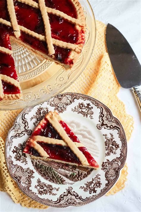 CROSTATA LIGHT CON MELE ZENZERO E CONFETTURA DI PRUGNE