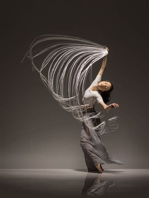 Lois Greenfield: Moving Still (Published 2015) | Dance photography ...