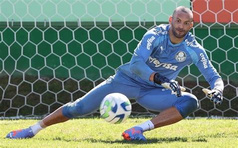 Palmeiras Se Reapresenta E Weverton Comemora Recorde Atingido Na