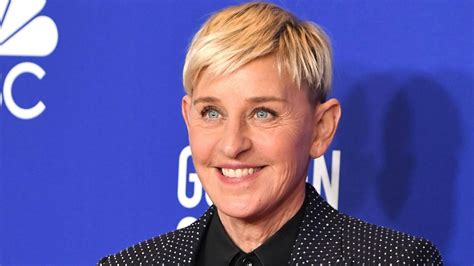 Download Ellen Degeneres Black Polka Dot Suit Wallpaper