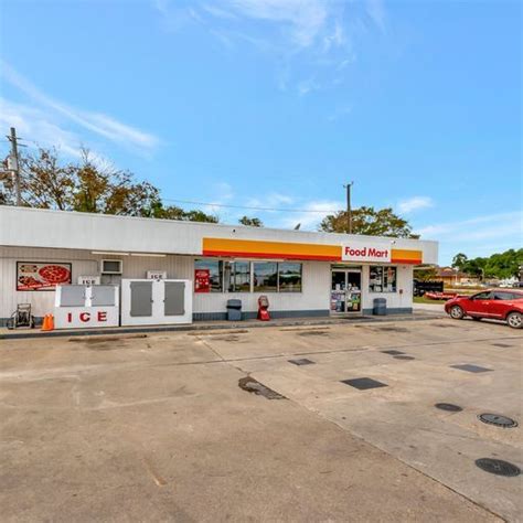 201 S Wells St Edna Tx 77957 Shell Loopnet