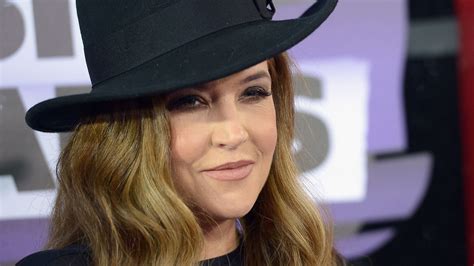 Lisa Marie Presley Dead At 54 Leann Rimes Leah Remini And More Stars React Access