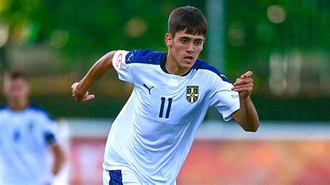 Juventus working to overtake Milan in the race for Matija Popovic ...