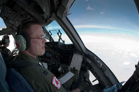 Dvids News Mobility Airman Profile C 17 Globemaster Iii Pilot