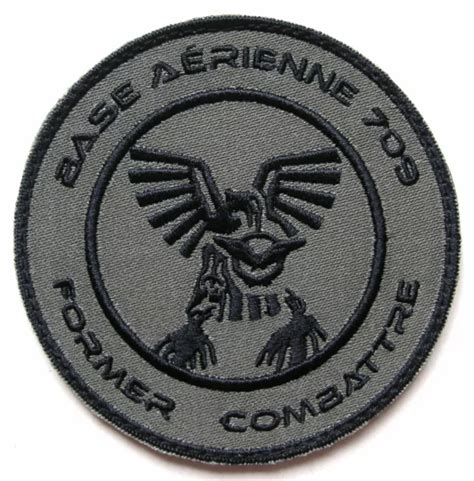 INSIGNE TISSU PATCH ECUSSON ARMEE DE L AIR BASE AERIENNE BA 709 Basse