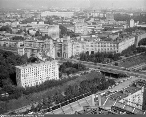 Площадь Гагарина