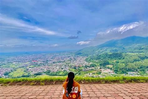 Menjelajahi Keindahan Taman Langit Gunung Banyak Di Kota Batu Neo