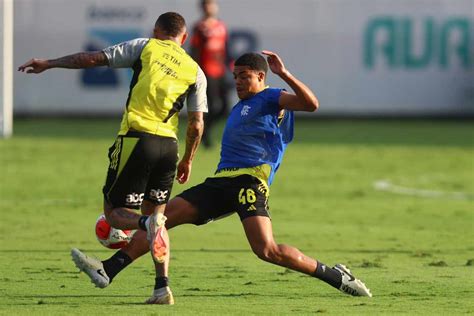 Flamengo Enfrenta O Corinthians Desfalques E D Vidas No Time Titular