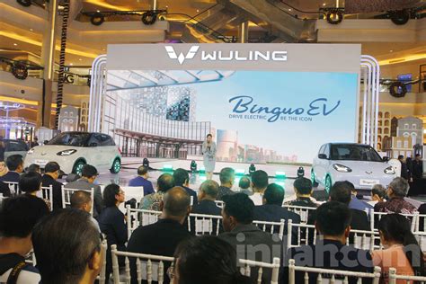 Foto Mobil Listrik Wuling BinguoEV Resmi Mengaspal Harga Mulai Rp350