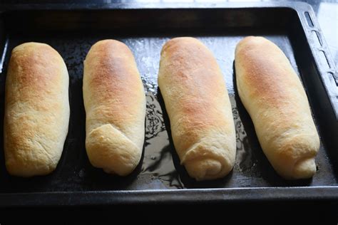 Potato Bread Rolls Recipe – Gayathri's Cook Spot