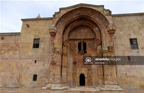 Divri I Ulu Camii Ve Dar Ifas Nda Restorasyon Tamamland Anadolu