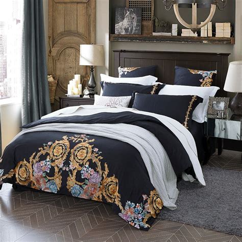 2018 Egyptian Long Staple Cotton Embroidery Bedding Set Duvet Cover