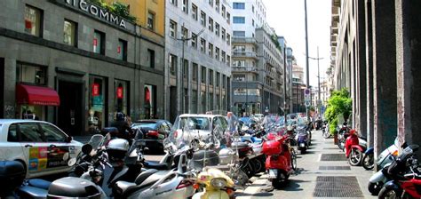 Strisce Blu Roma Tornano Gli Aumenti Giornalettismo