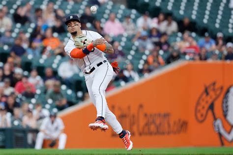 Detroit Tigers Shortstop Javier Báez To Miss Third Straight Game With