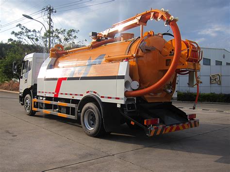 Fulongmas New Cleaning And Suction Truck With Powerful Functions And