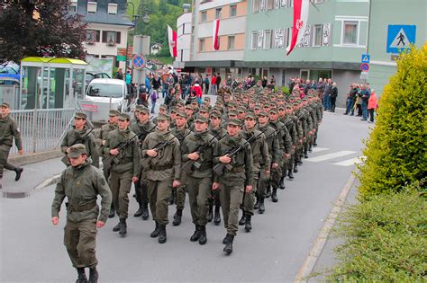 Bundesheer Aktuell Soldaten des Jägerbataillons 23 angelobt