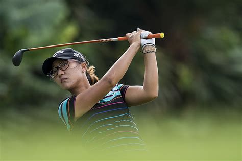 Lydia Ko, 17, Wins LPGA Tour Rookie of the Year