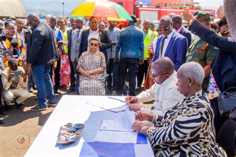 Judith Suminwa a présidé la fermeture officielle du bureau de la