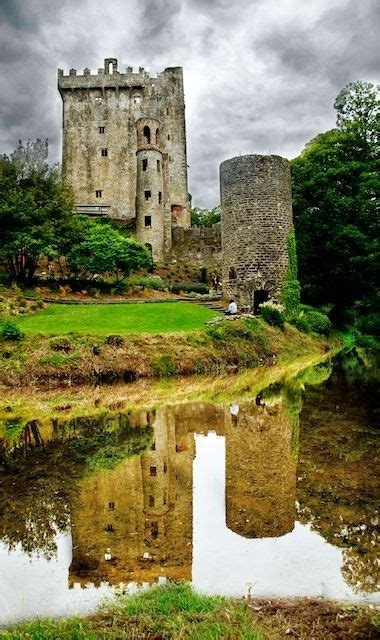 Castle with Moat, Ireland | A1 Pictures