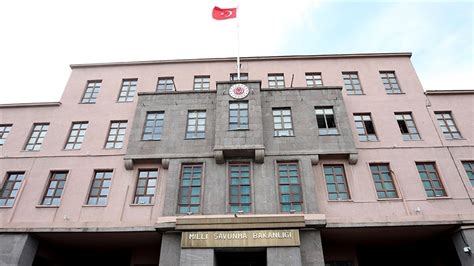 MSB den Yunanistan Savunma Bakanı Dendias ın Kıbrıs Türklerini hedef