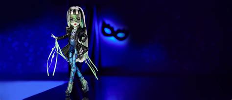 Monster High Generation Haunt Couture Midnight Runway Frankie Stein