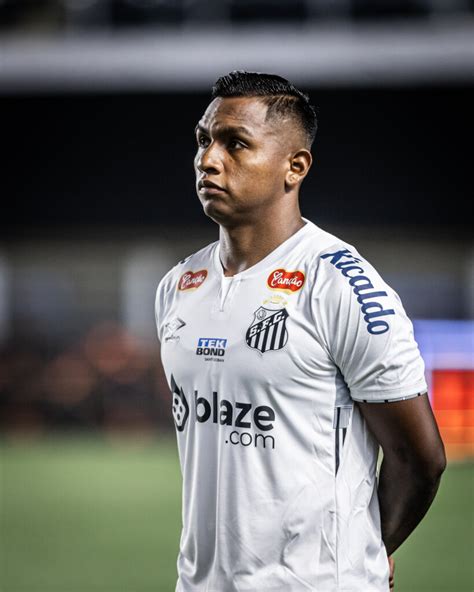 Santos Fc Acerta Empr Stimo De Morelos Ao Atl Tico Nacional Santos