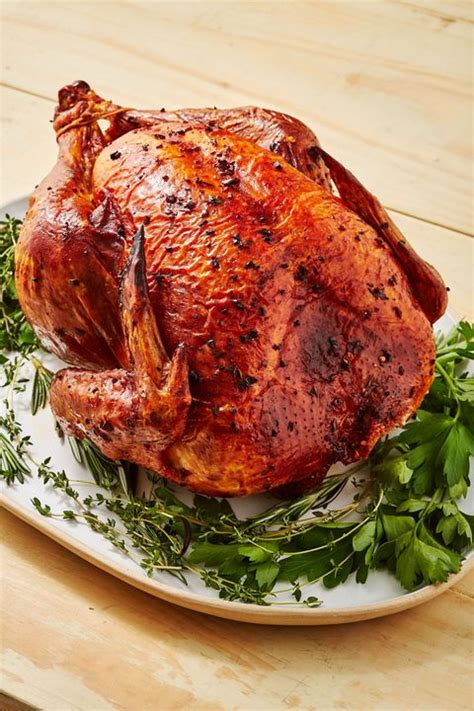 33 Easy Thanksgiving Turkey Recipes - Best Roasted Turkey Ideas