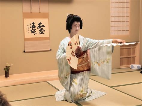 Japanese Traditional Dance Tea Ceremony Japan Experiences Maikoya