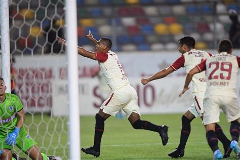 Universitario Vs San Martín Resumen Y Goles Del Triunfo Crema 3 0 Por