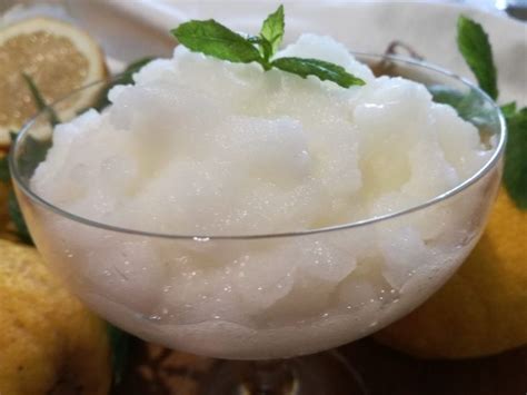 Granita Siciliana Di Limone Con E Senza Gelatiera Sicilian Lemon