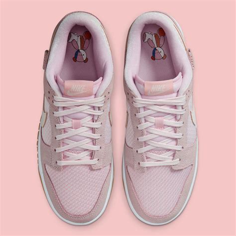 Nike WMNS Dunk Low Teddy Bear Pink オンライン限定商品 swim main jp