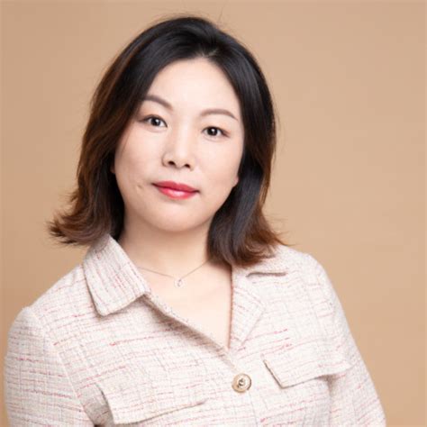 Vanilla Zheng Senior Trade Marketing Manager Hangzhou Eco Wear Co