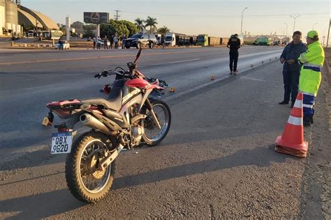 Midianews Motociclista Faz Manobra Proibida E Morre Atropelado Por