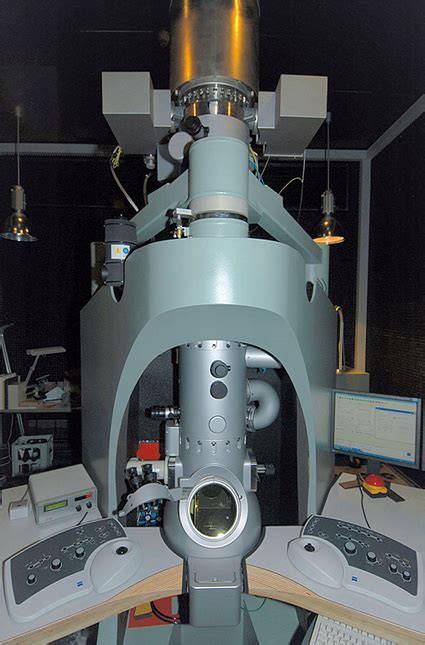 Analytical TEM Electron Microscopy Facility At Caesar 2007 Wiley