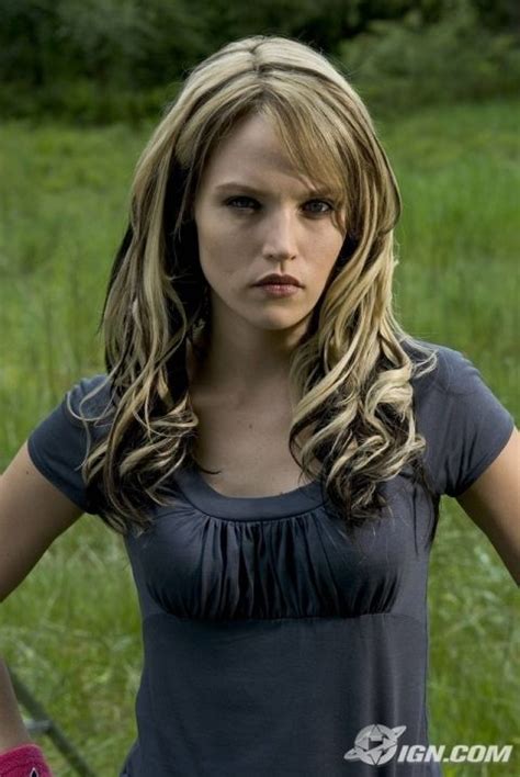 Hot Sexy Erica Leerhsen Bikini Pics