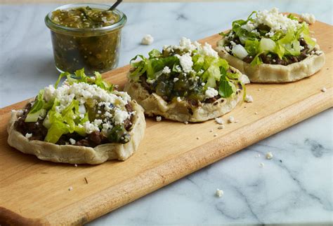 Pati Jinich » Sopes