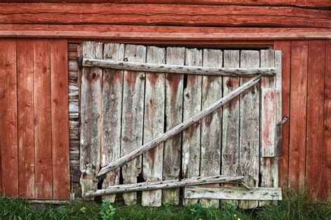 Old wooden barn door. stock photo. Image of wooden, rough - 33475828