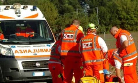 Un Altra Vittima Sulle Strade Del Cuneese Motocilista 26enne Muore A