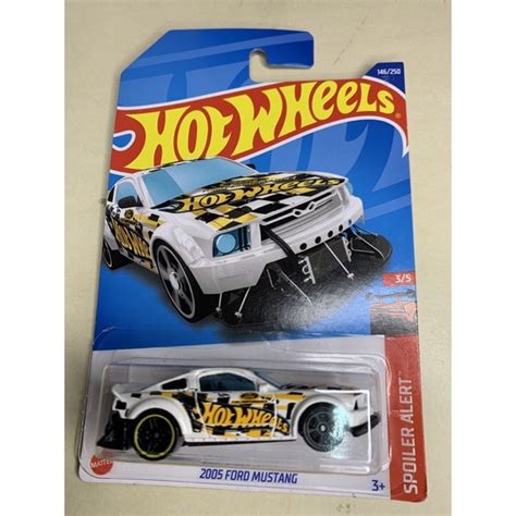 Hot Wheels 2005 Ford Mustang Shopee Malaysia