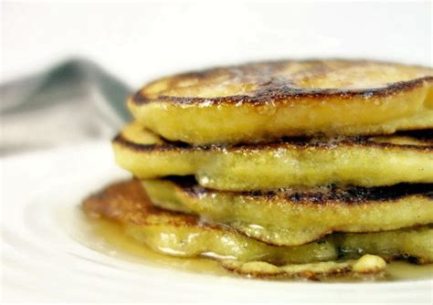 How to Make Cornmeal Pancakes (Johnny Cakes) | Recipe | Cornmeal ...