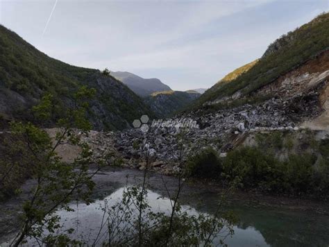 Veliki odron u Bijeloj Automobili završili u jezeru Novi Konjic