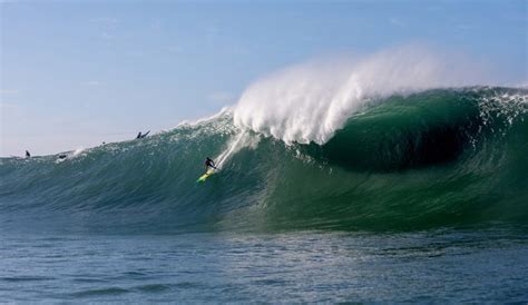 Mavericks Surf Spot [2022] Everything You Need To Know