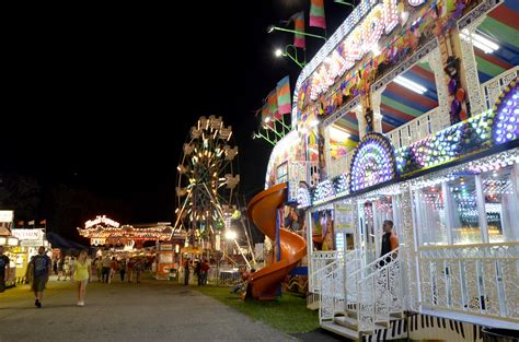 Lorain County Fair at night | Night time midway at the Lorai… | Flickr