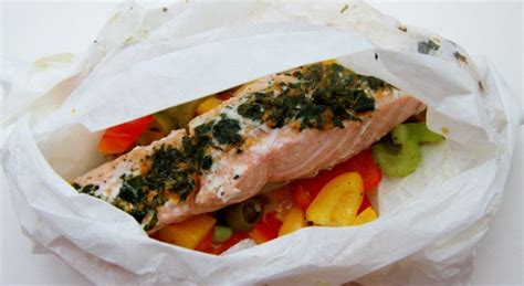 Zalm En Papillote Met Groentjes Munt En Sinaasappel Jessie S Cuisine