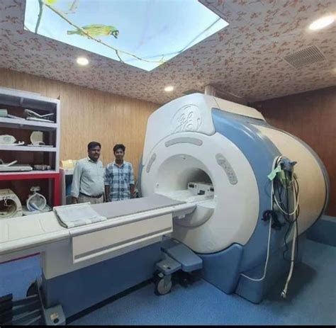 1 5 T Tesla Ge Signa Excite Hdxt 1 5t Mri Machine At Rs 25000000 In