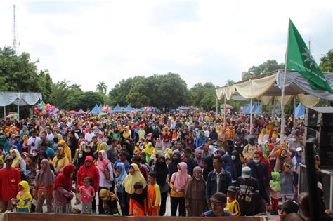 Gelar Jalan Sehat Gebyar Muktamar Muhammadiyah Tegal Gerakkan Puluhan