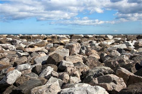 Paisaje De Rocas Foto De Archivo Imagen De Cubo Océano 21596654